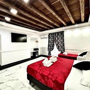  Pensión Relais Parlamento Italia